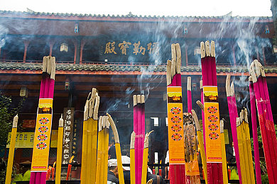 阿娇陈冠希13分49秒无删减：独家揭秘：阿娇陈冠希惊人视频全曝光，娱乐圈背后真相惊心动魄-1