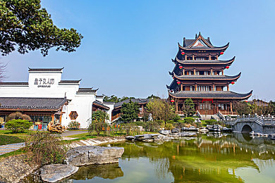 三上悠亚 初恋：沉浸式恋梦之旅，甜蜜初恋模拟再现心动瞬间-3