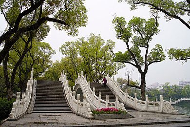 网曝热门事件：网络风云录：揭秘舆论风暴背后的真相与挑战-1