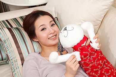 女奥特曼被 到喷水18禁：探险禁地，揭秘未知游戏角色：揭秘神秘元素，挑战你的感官极限！-2
