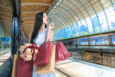三上悠亚 初恋：沉浸式恋梦之旅，甜蜜初恋模拟再现心动瞬间-5