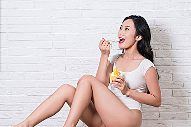 黑巨茎大战金发美女：奇幻冒险，勇闯禁地，热血征途，宝藏探险-5